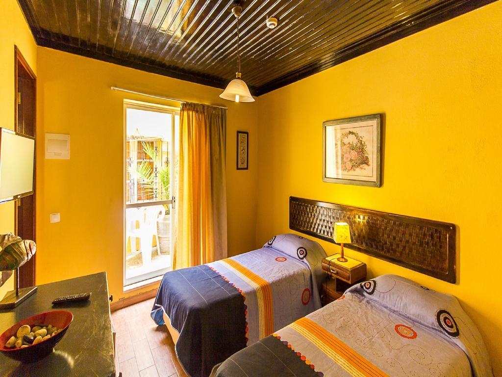 Casa Mestre Guesthouse Vila do Bispo Room photo
